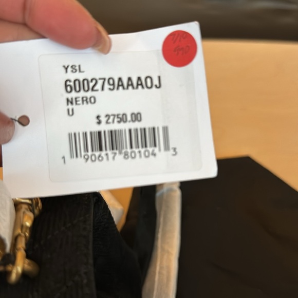 Saint Laurent Medium College Black
Corduroy Shoulder bag - Picture 9 of 13